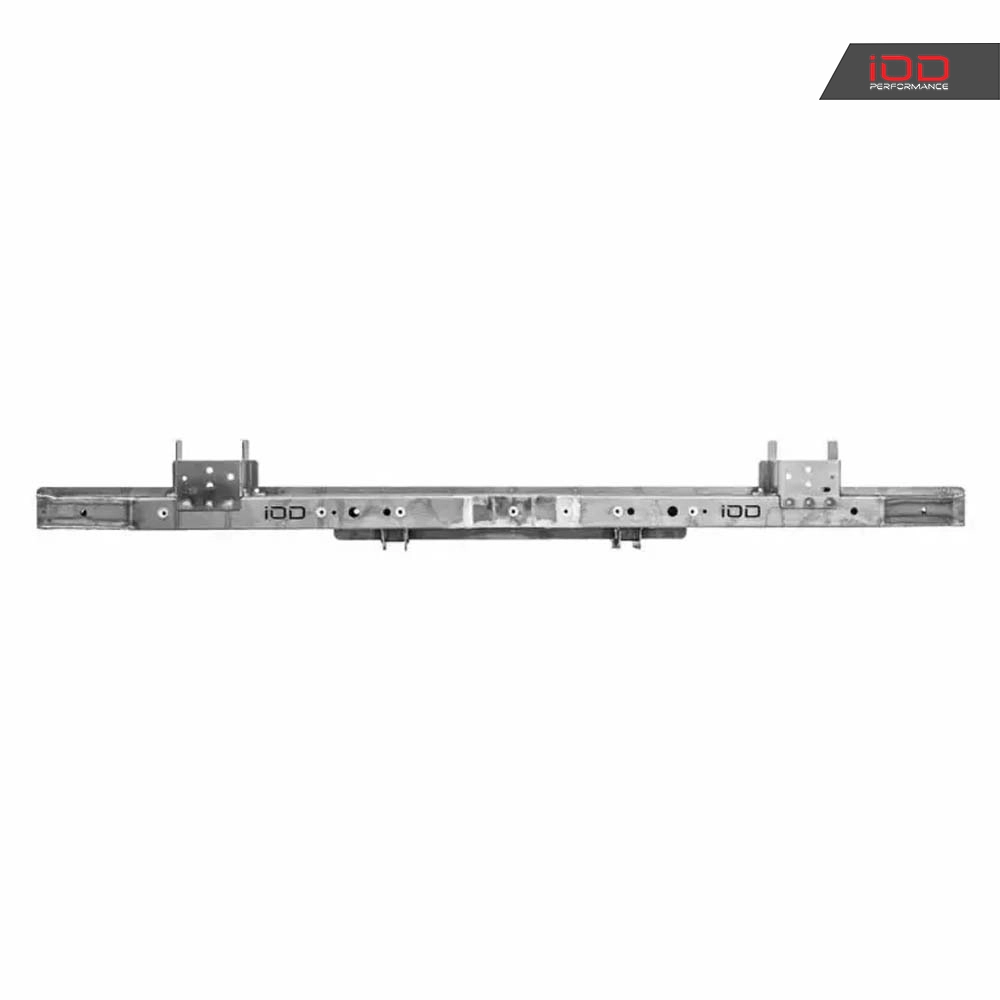 Pas przedni Nissan Patrol Y61